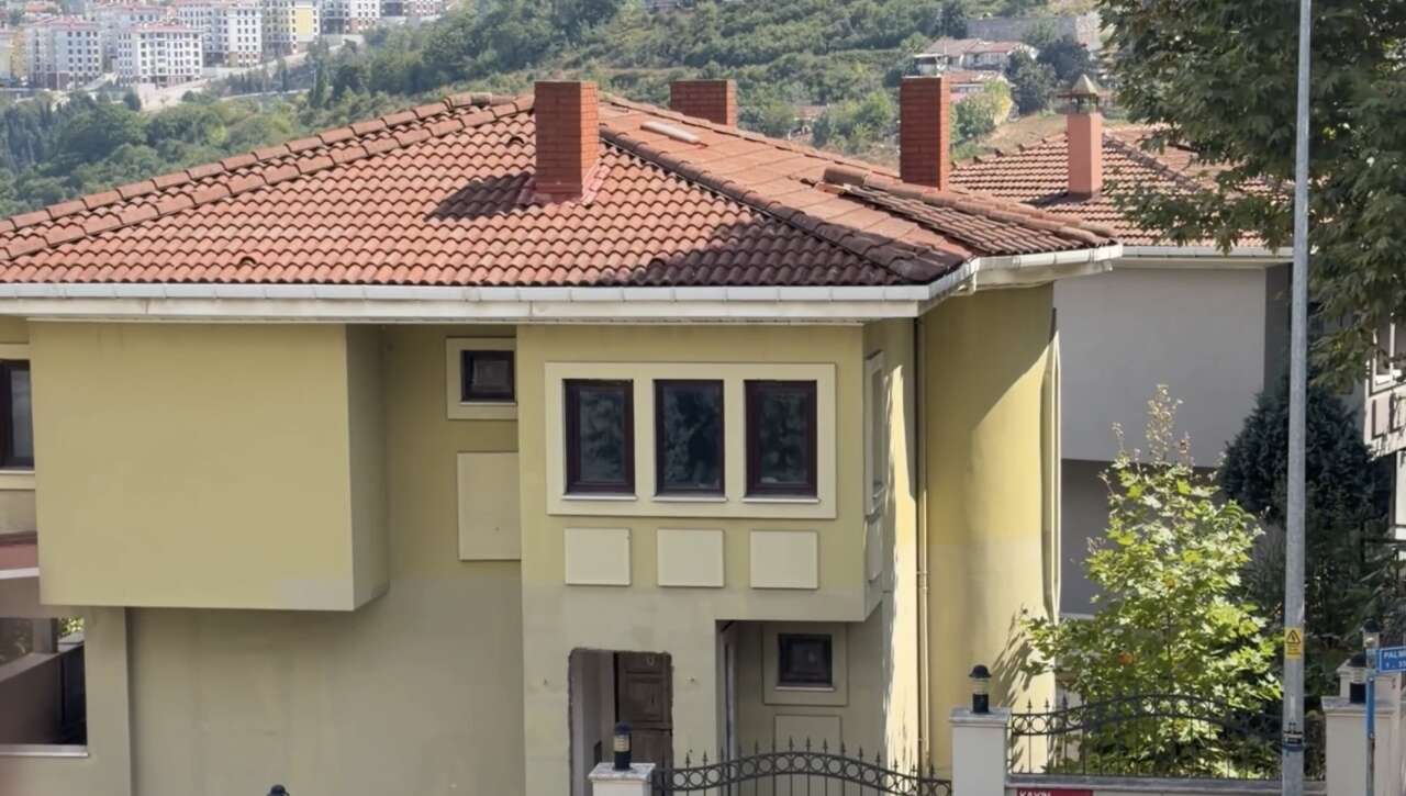 Yazar Murat Koparan’dan acı haber! Evinde vurulmuş halde ölü bulundu 5